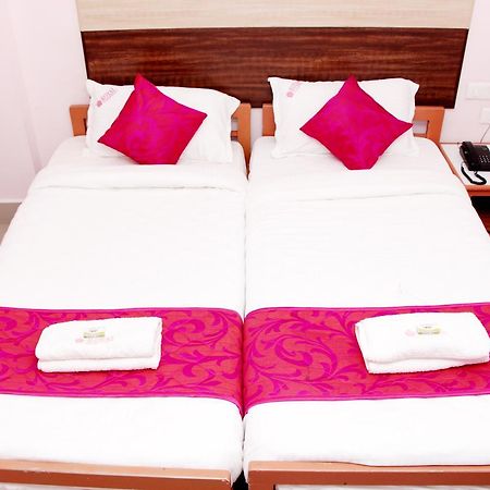 Royal Grand Days Hotel Chennai Exterior foto