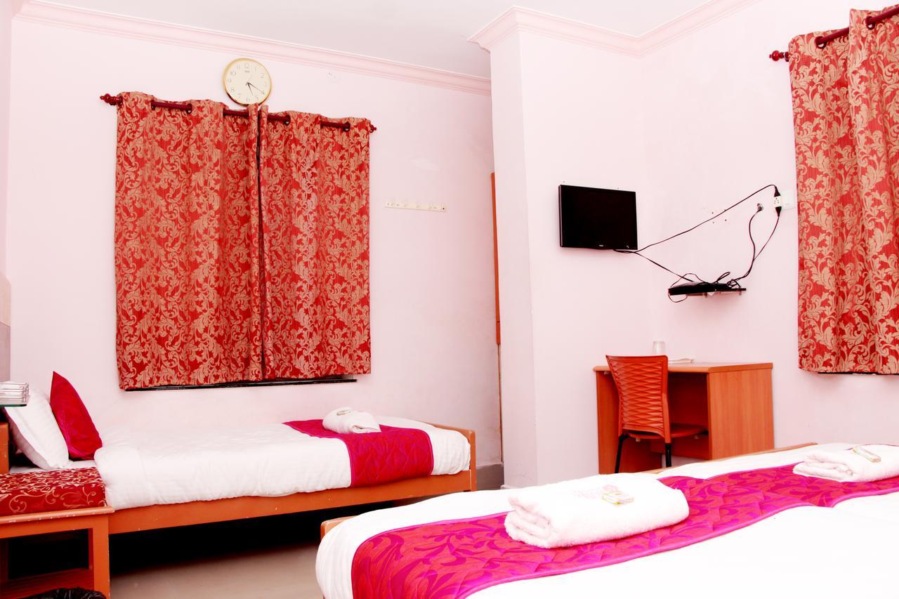 Royal Grand Days Hotel Chennai Exterior foto