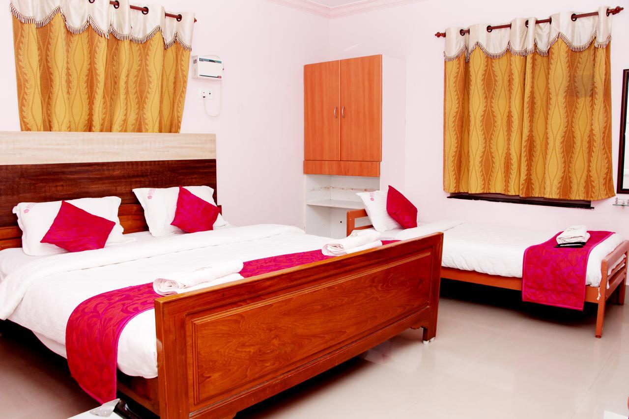 Royal Grand Days Hotel Chennai Exterior foto